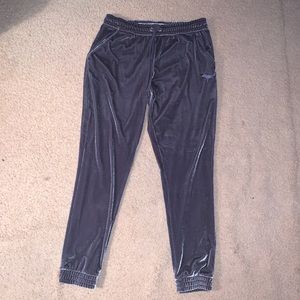 Victoria’s Secret Valora sweatsuit